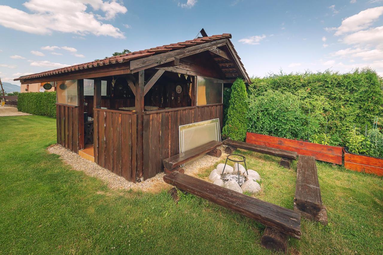Penzion Mlynarov Dvor Dubrava Exterior foto